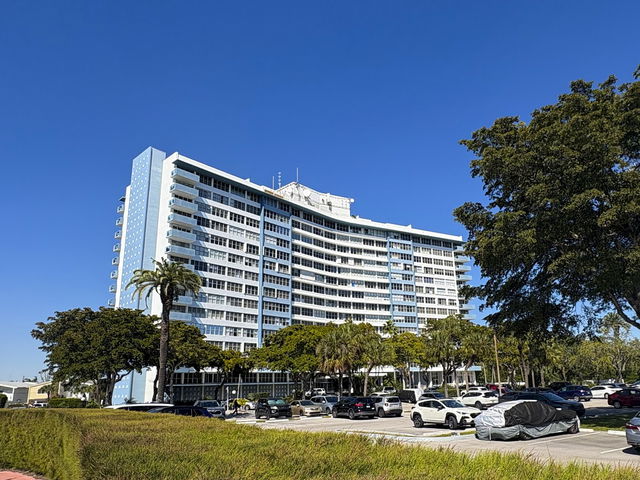 Parkview Point Condo photo 2